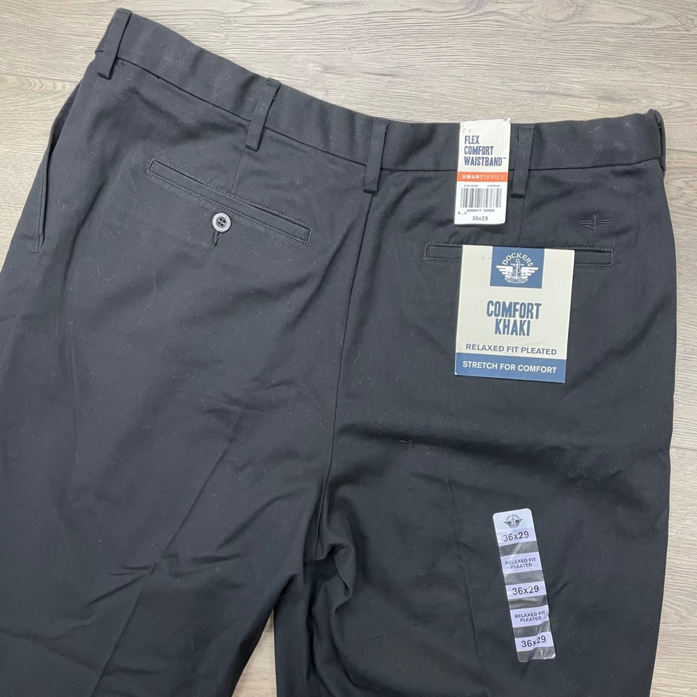 Dockers Comfort Khaki Pants Mens 36x29 Black Relaxed Fit Pleated Stretch NWT